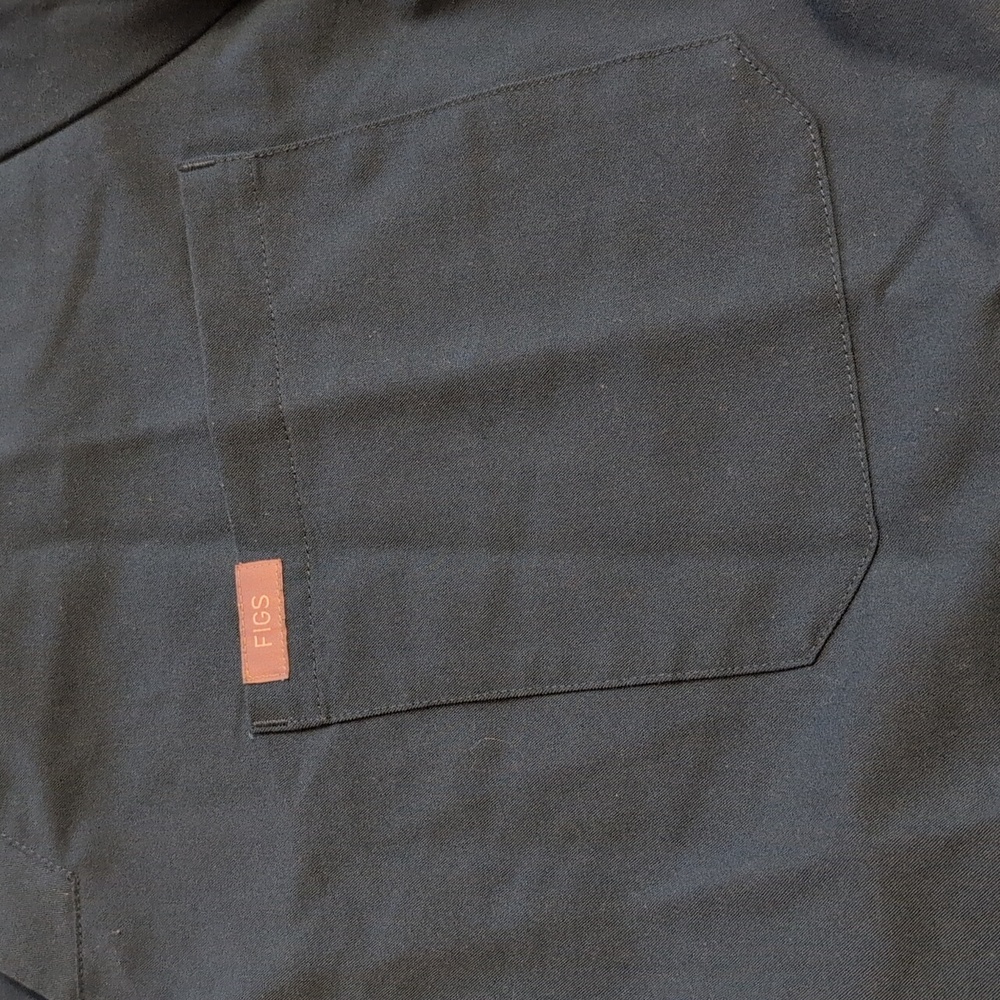 FIGS Technical Collection Chisec Three-Pocket Scrub Top Caribbean Blue XL - Picture 5 of 11